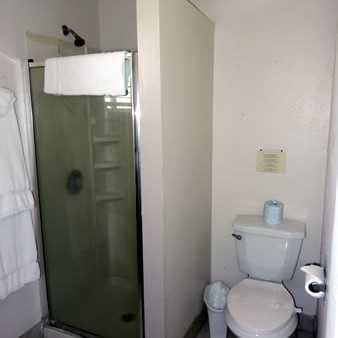 Room-1 bath